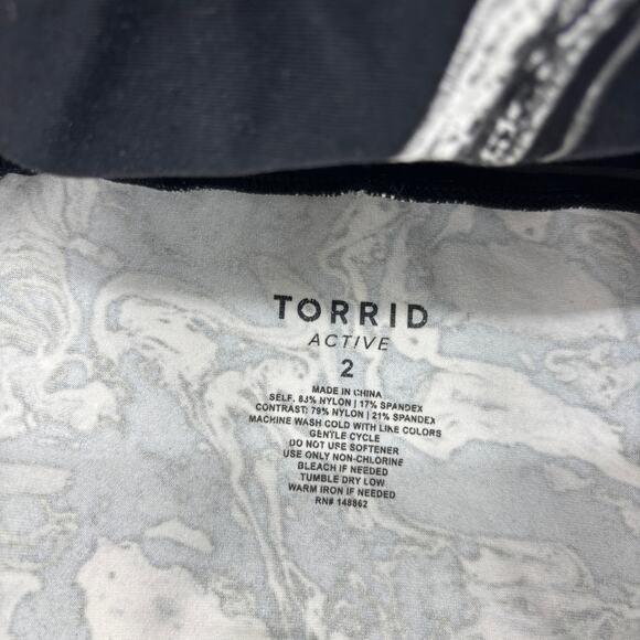 Torrid Active Sports Bra 2X Black Marbled Print Mesh Detail Athletic Wire Free - Picture 2 of 6